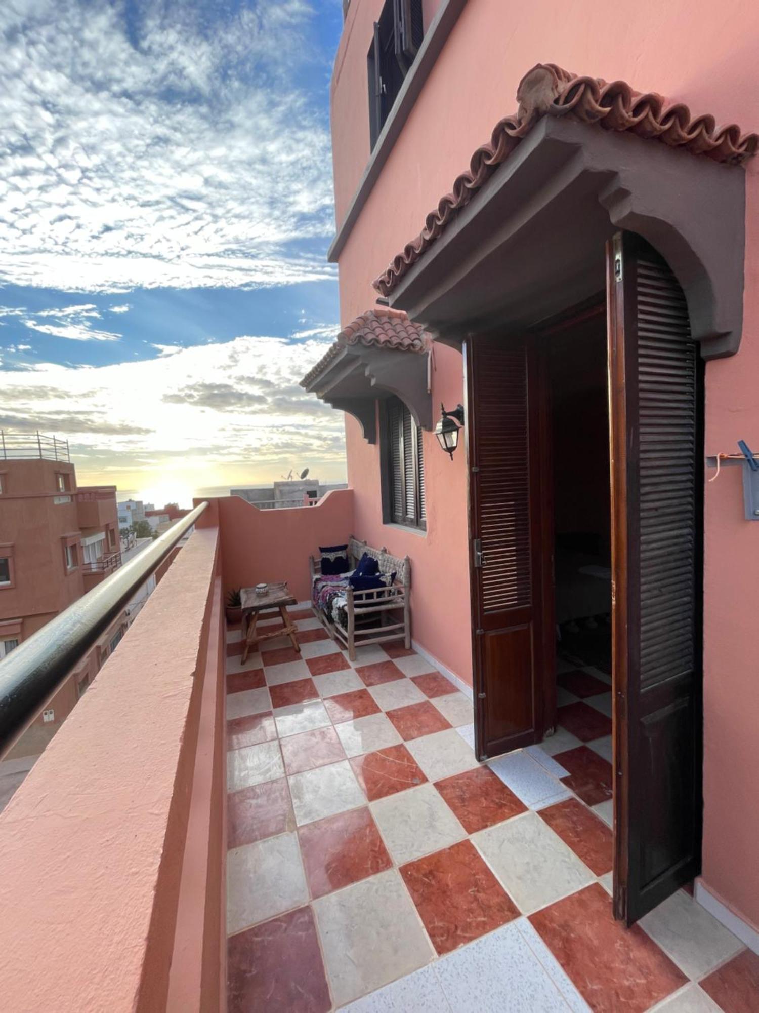 Hostel Berber Waves Surf House Tamraght Exteriér fotografie